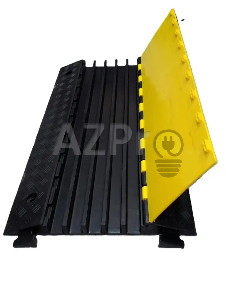 Protector Cable Piso 5 Canales 9 Toneladas Ton Para Cable con Asa Yellow Jacket SIS-PC-5A AZPro - Electrónica > Audio >